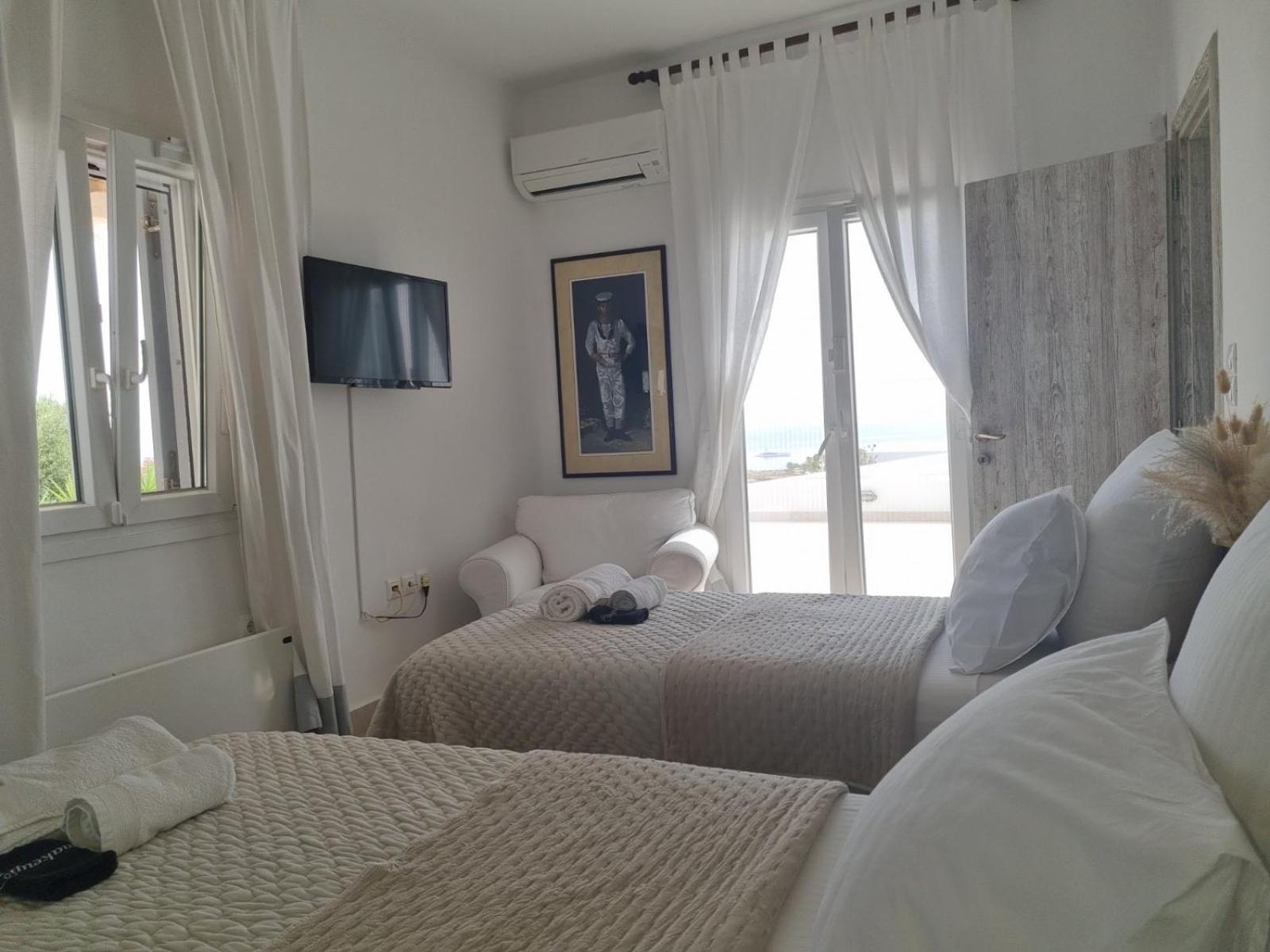 Cocos Villa *